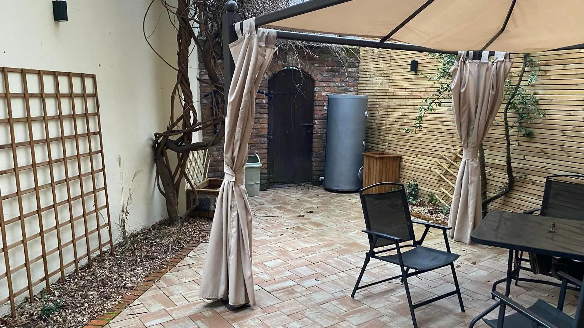 Pini Hostel - Przytulne Pokoje W Centrum Krakowa Poland