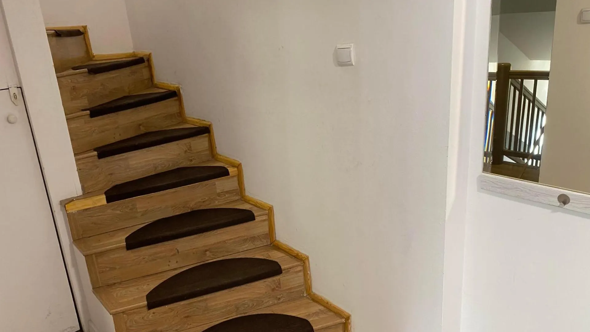Pini Hostel - Przytulne Pokoje W Centrum Krakowa Krakow