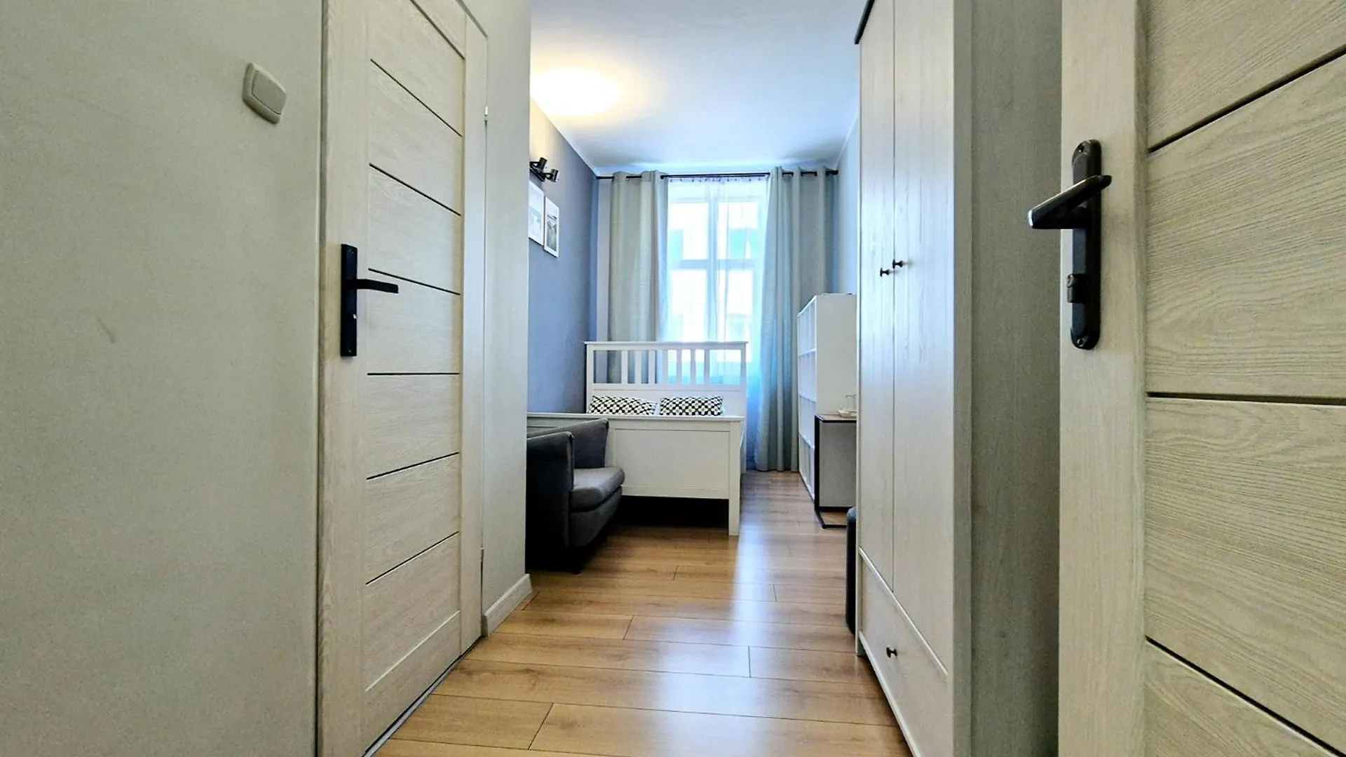 Pini Hostel - Przytulne Pokoje W Centrum Krakowa