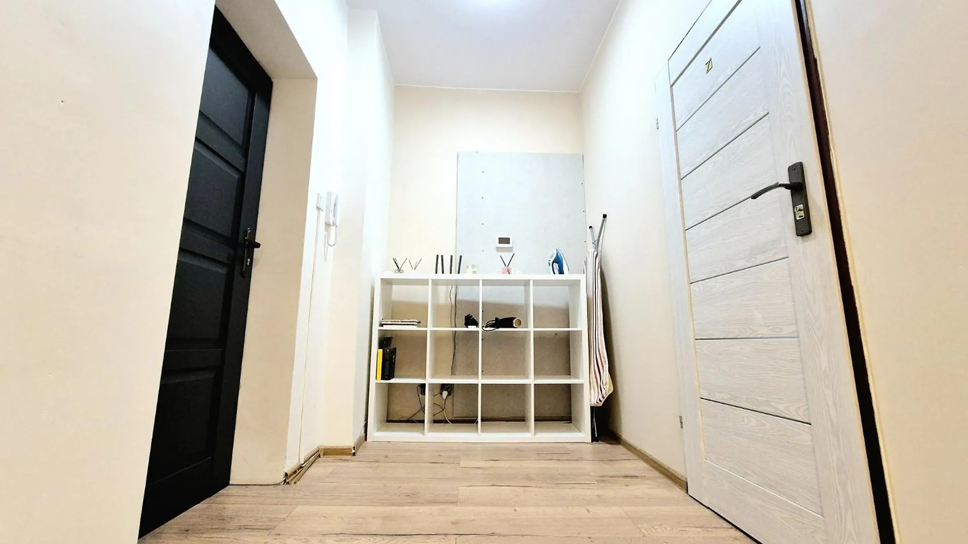 Pini Hostel - Przytulne Pokoje W Centrum Krakowa