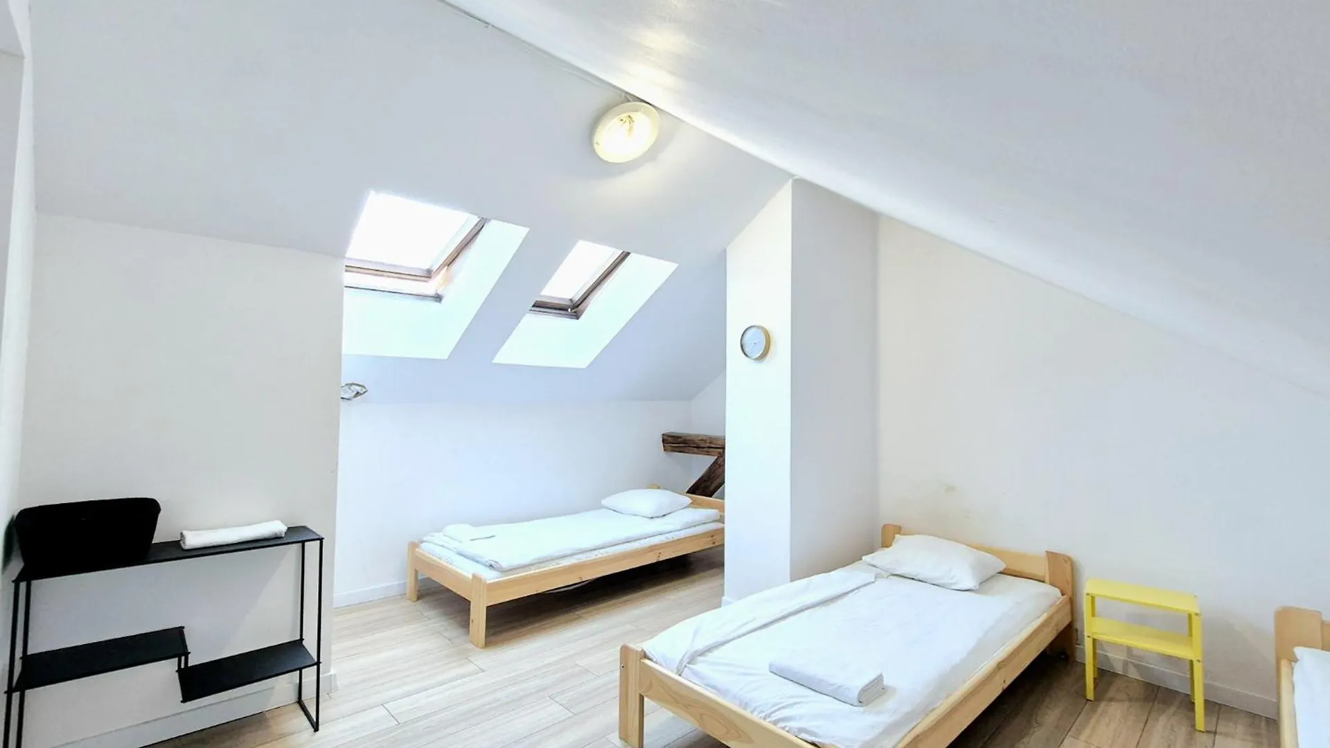 Pini Hostel - Przytulne Pokoje W Centrum Krakowa  Krakow