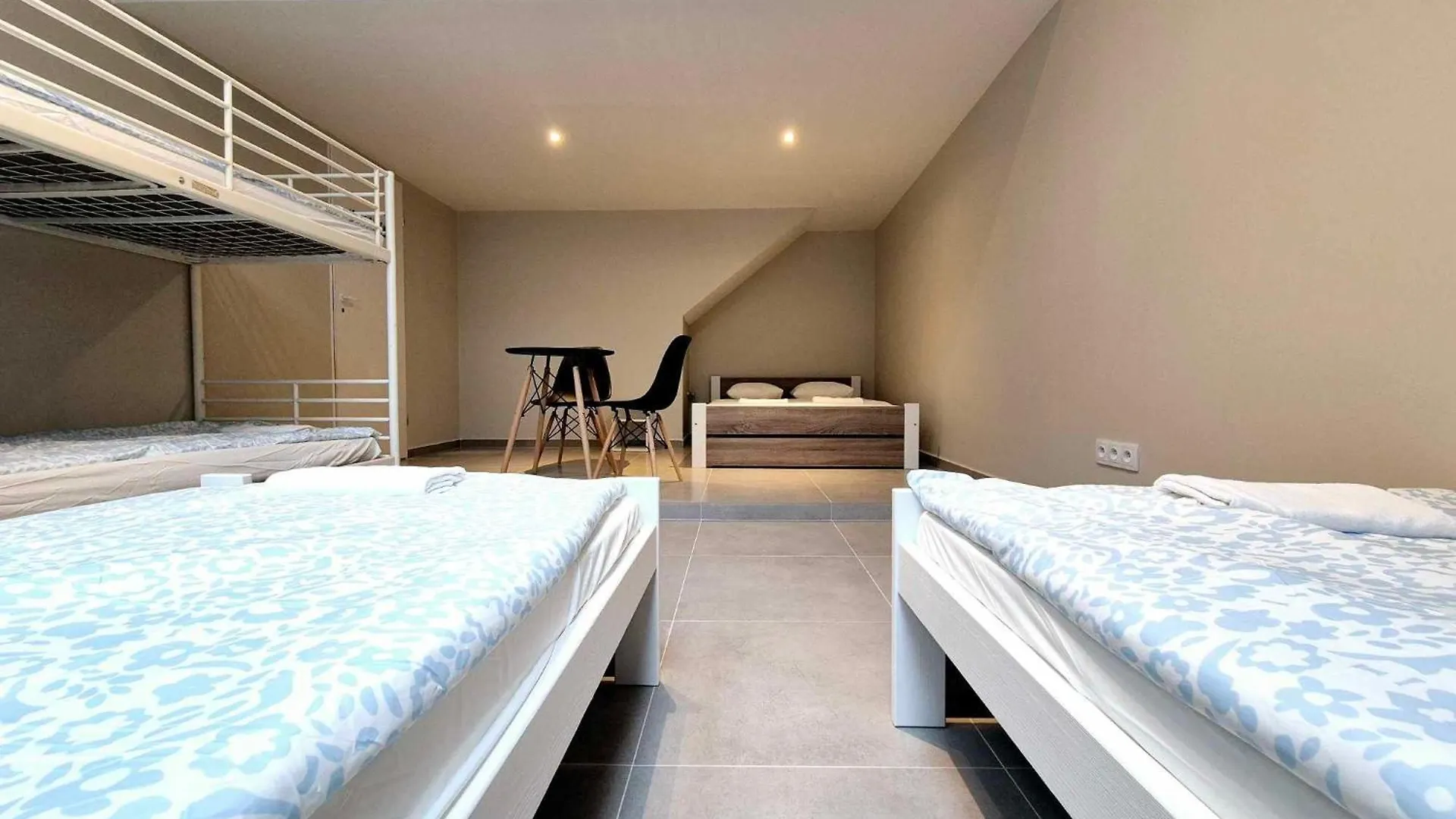 Pini Hostel - Przytulne Pokoje W Centrum Krakowa Krakow