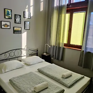  Хостел Viki Kazimierz
