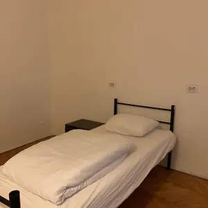  Хостел To Be Hostel Krakow