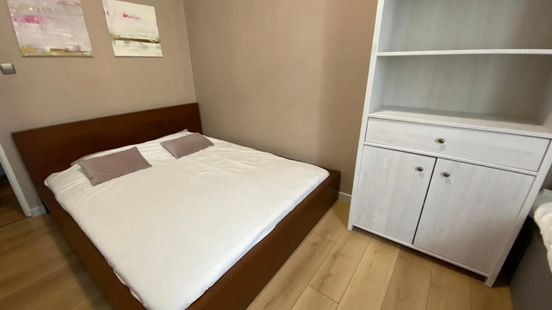 Pini Hostel - Przytulne Pokoje W Centrum Krakowa 0*, Krakov Polsko