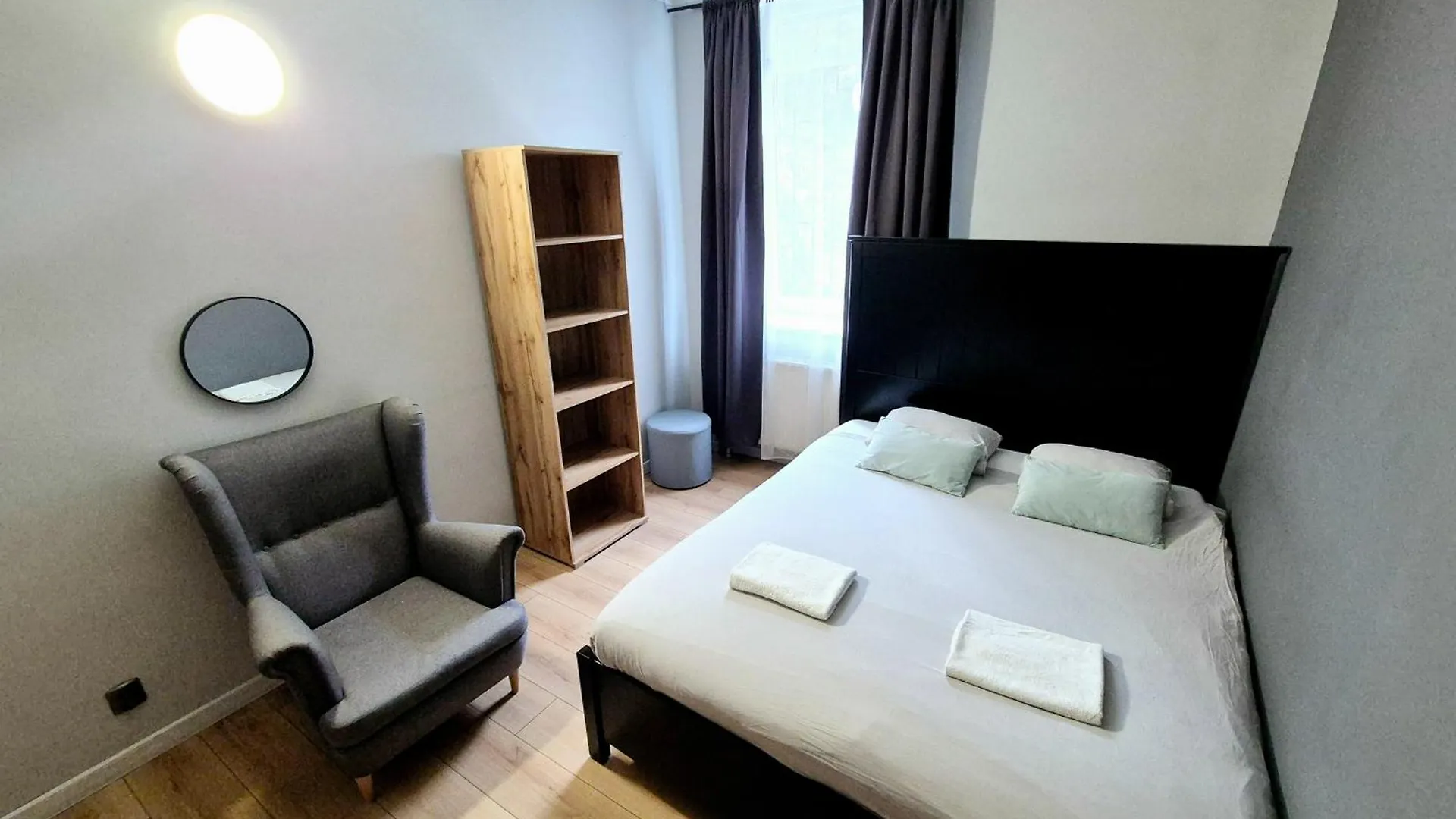 Pini Hostel - Przytulne Pokoje W Centrum Krakowa 0*, Krakow