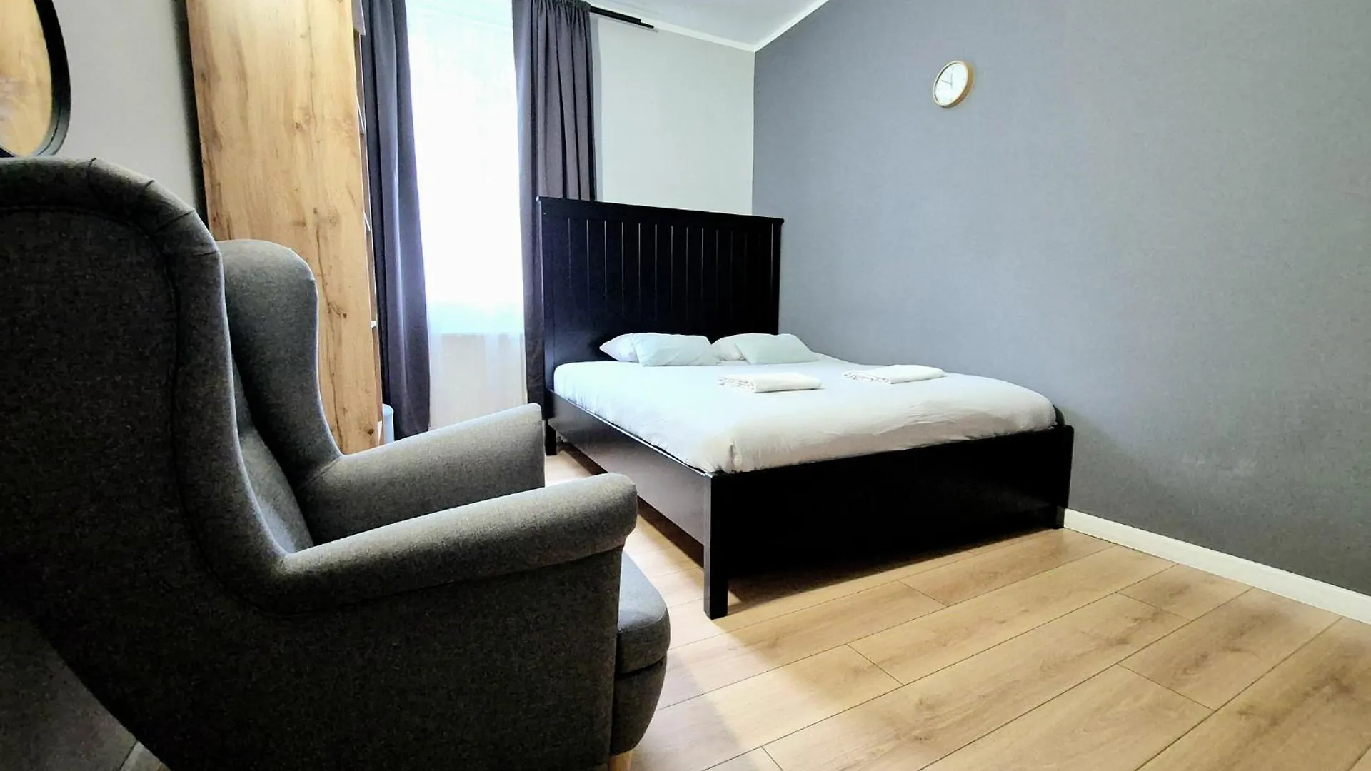 Pini Hostel - Przytulne Pokoje W Centrum Krakowa 0*,