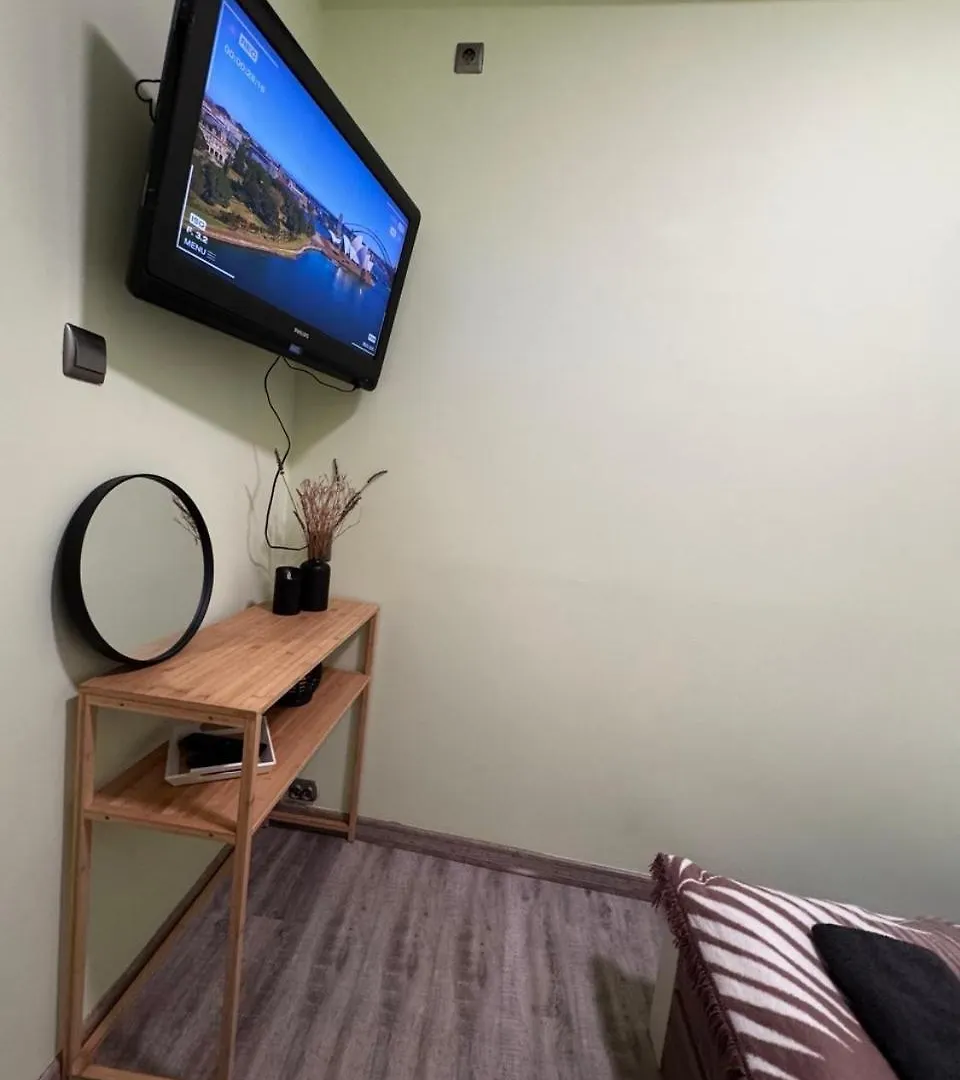 Pini Hostel - Przytulne Pokoje W Centrum Krakowa 0*,  Polska
